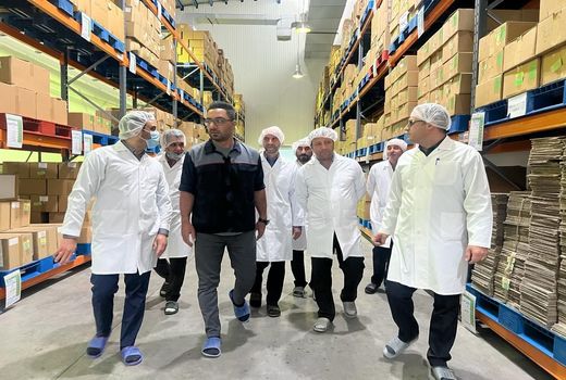 بازدید رئیس سازمان جهاد کشاورزی لرستان و هیأت همراه از شرکت بایر افلاک ازنا