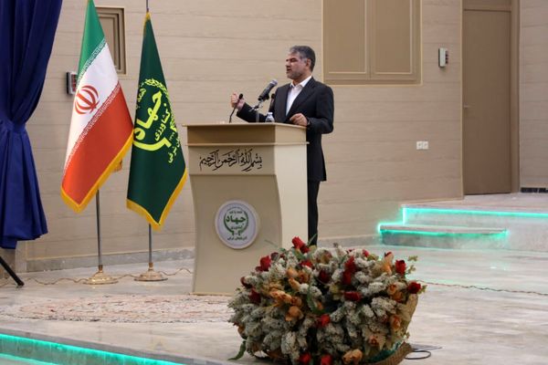 برای حمایت از معیشت کشاورزان راهی جز کشاورزی قراردادی نداریم
