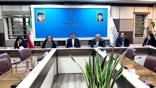 «زرعا» مسیر بازار فروش زنان روستایی را هموار می‌کند