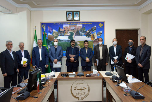 تجلیل رئیس سازمان جهادکشاورزی آذربایجان شرقی ازمدیران ادارات تابعه به جهت تعامل وهماهنگی با سازمان