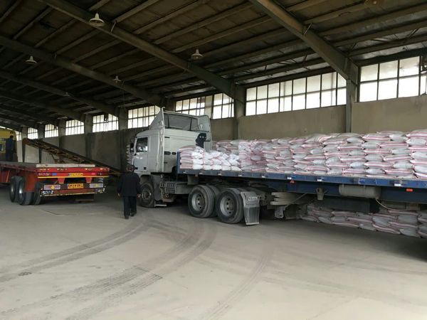 توزیع 284 تن انواع کودهای یارانه‌ای طی 6 ماه سال جاری در شهرستان اشتهارد