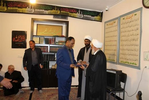  تقدیر از مدیران پیشگام در زمینه های فرهنگی و عقیدتی