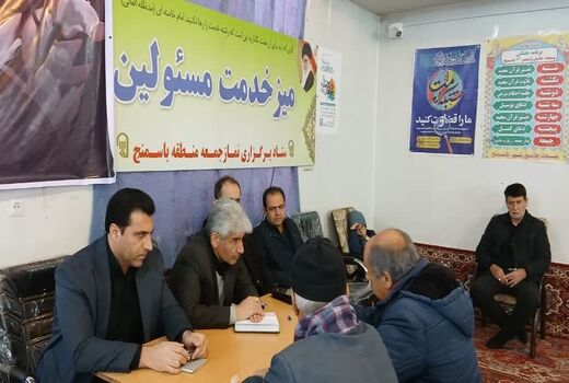 برگزاری میز خدمت مدیریت جهاد کشاورزی شهرستان تبریز در نماز جمعه باسمنج