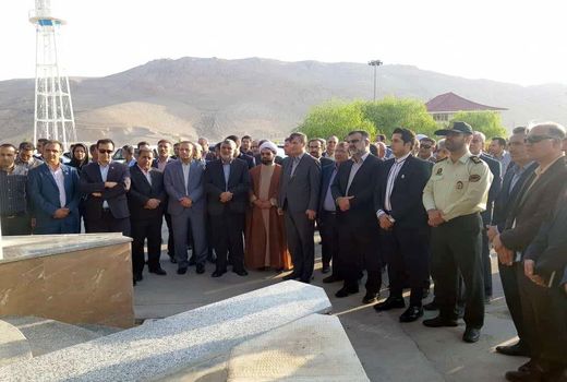 بازدید وزیر جهاد کشاورزی از کشتارگاه مرغ در شهرستان مرودشت