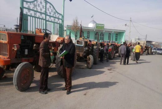 1051 پرونده برای پلاک‌گذاری ماشین‌آلات کشاورزی در تاکستان تشکیل شد