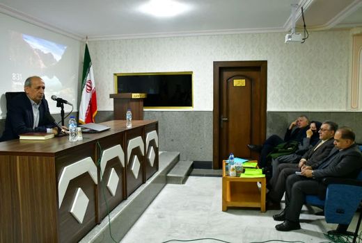 ضرورت افزایش بهره‌وری آب و خاک در حوزه کشاورزی