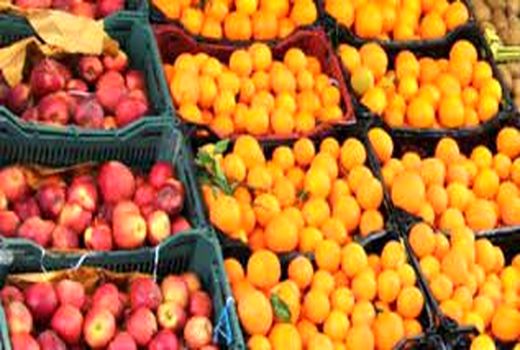 توزیع 50 تن میوه شب عید در سپیدان