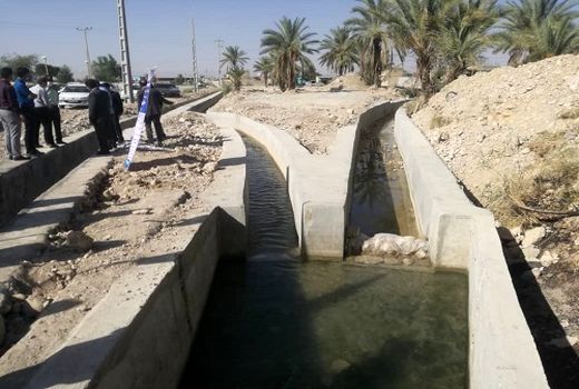 افتتاح یک کانال آبیاری در کازرون