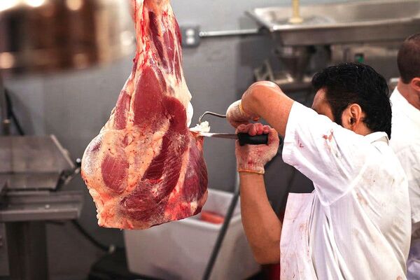 نظارت بر گوشت‌های وارداتی تا پای سفره مردم/ کیفیت‌ بهتر شد