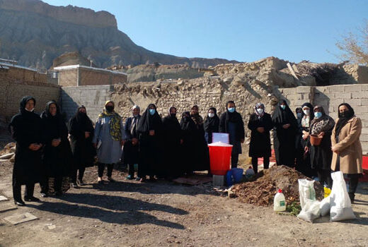برگزاری کارگاه آموزشی تولید کمپوست و کاهش ضایعات برای اعضای صندوق زنان در جلفا