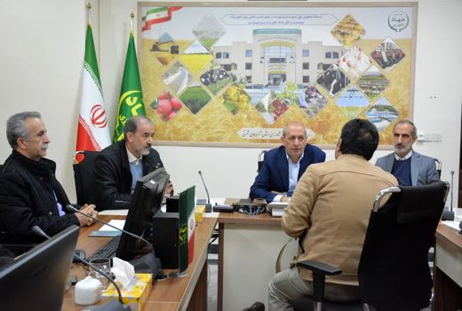  در دیدارمردمی سرپرست سازمان جهادکشاورزی آذربایجان شرقی به مشکلات تعدادی از مراجعین رسیدگی شد