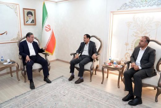 دیدار معاون آب و خاک وزارت جهاد کشاورزی با استاندار آذربایجان‌غربی