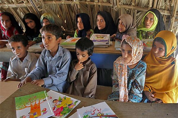  200 مدرسه تک کلاسه در مناطق عشایری کشور وجود دارد