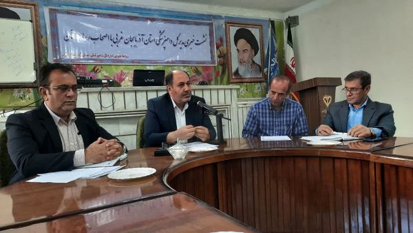 واکسیناسیون سالانه ۱۴ نوبته جمعیت دامی آذربایجان غربی/ صادرات فرآوردههای دامی به ۲۷ استان کشور