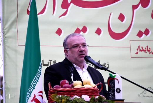 سیب نماد تلاش، همت و یکدلی مردم این دیار است 