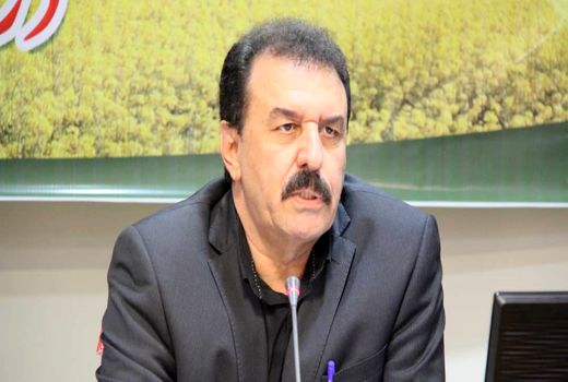 هشدار ریزش ملخ صحرایی در هفته اول فروردین ماه