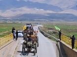 رژه تراکتورها ازصور و توتاخانه تا زاوشت/ بیعت کشاورزان با ولایت و تجدید میثاق با سید الشهدای ایران 