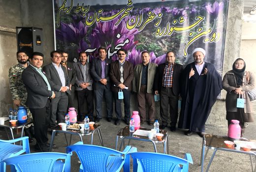 زعفران و گل محمدی، ویترین زیبای کشاورزی رباط کریم