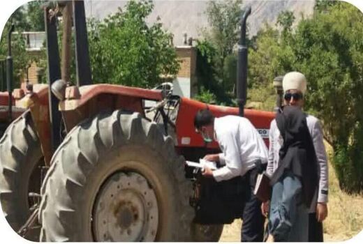 ساماندهی و شناسنامه دار کردن تراکتور های فاقد پلاک در شهرستان فارسان
