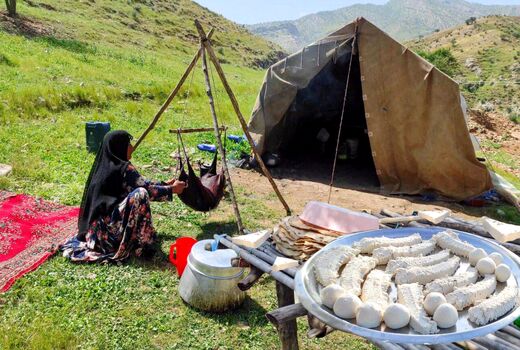 سهم ۴۲ درصدی زنان از جمعیت عشایر/ زنان ستون‌های بی‌ادعای امنیت غذایی ایران هستند
