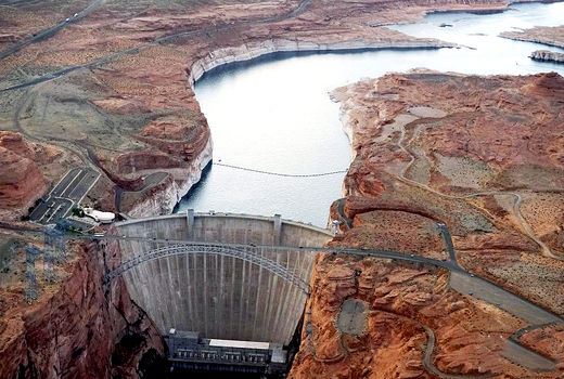 وزارت نیرو: با کمبود ذخایر وارد سال آبی جدید می‌شویم