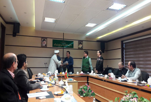 از محققین مرکز تحقیقات کشاورزی و منابع طبیعی استان قزوین تجلیل شد 