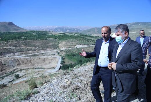 بازدید وزیر جهاد کشاورزی از پروژه سد غدیر در شهرستان فارسان 