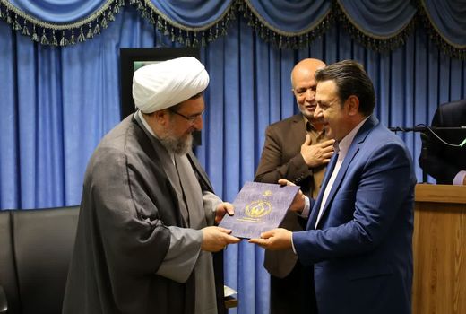 کسب رتبه اول استانی در طرح جمع آوری زکوات و کفارات توسط اداره کل غله و خدمات بازرگانی آذربایجان شرقی