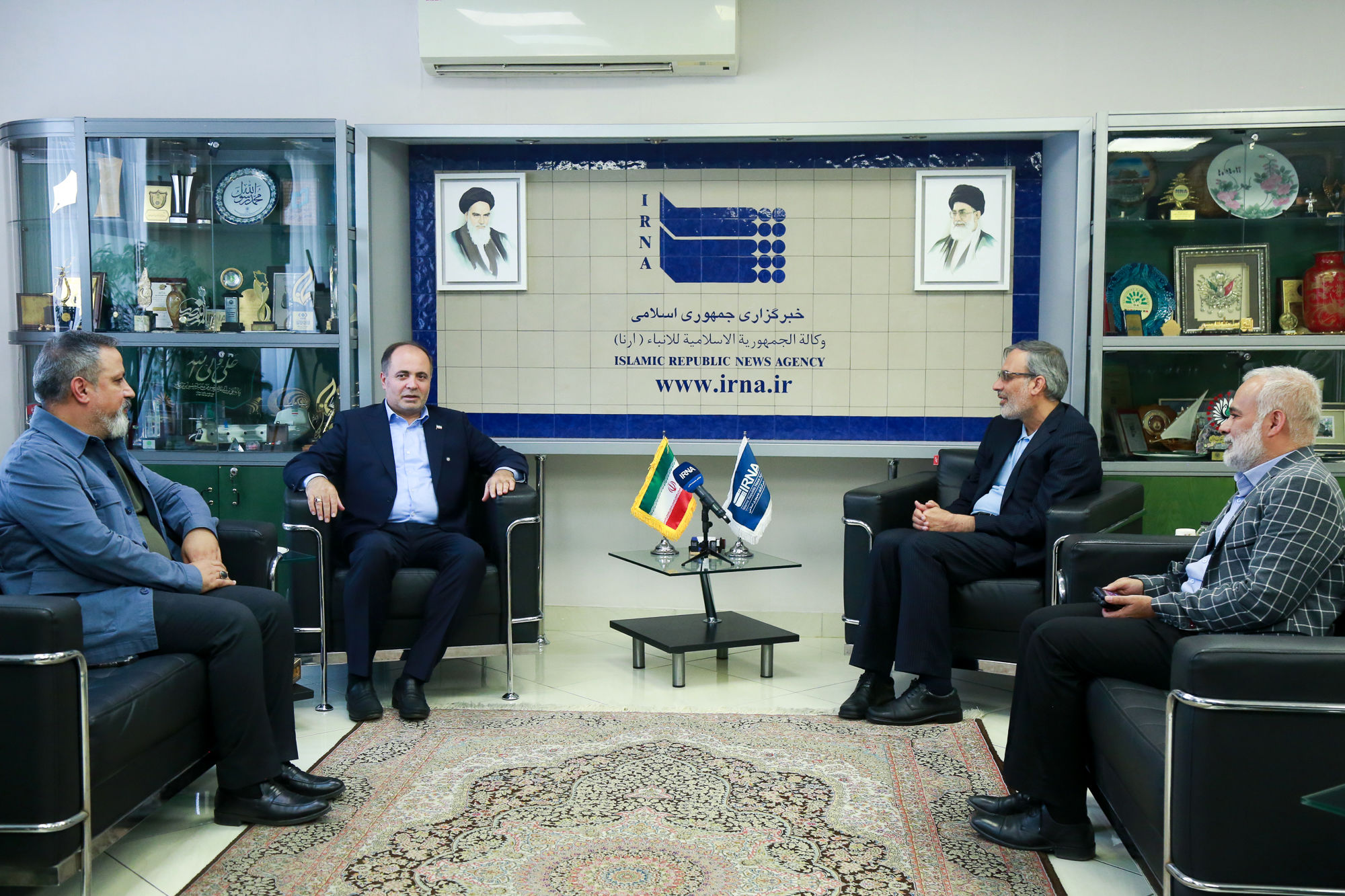  بازدید وزیر جهاد کشاورزی از خبرگزاری ایرنا 