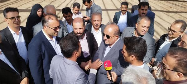 بازدید رییس کمیسیون کشاورزی مجلس شورای اسلامی از روند عملیات اجرایی طرح ۳۶ هزار تنی تولید و فرآوری انواع کنسانتره و پوره میوه در بخش لاجان شهرستان پیرانشهر