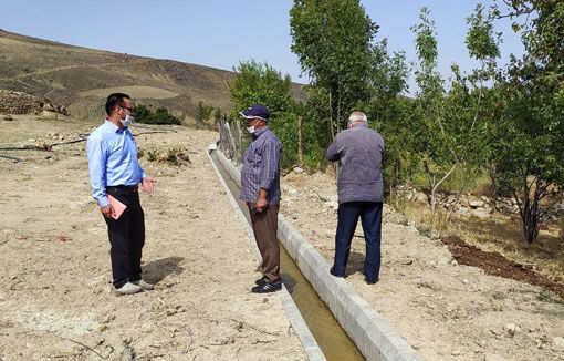 احداث و بهسازی کانال آبیاری عمومی روستای دستجرد شهرستان ورزقان