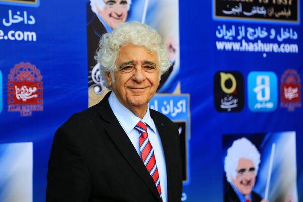 ​دیوانه ها دنیا را می سازند و عاقلان خراب می کنند!