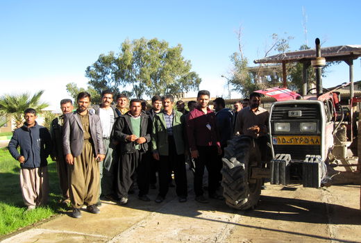 برگزاری دوره آموزشی افزایش بهره‌وری از تراکتور و ادوات دنبا‌ل‌بند