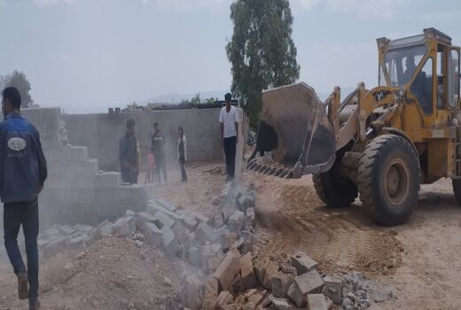 اجرای احکام قطعی تخریب در سروستان
