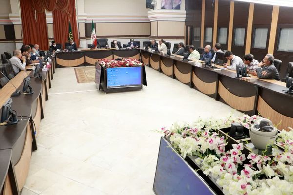 نشست تعیین تکلیف نرخ حمل آرد روستایی و شهری در قزوین