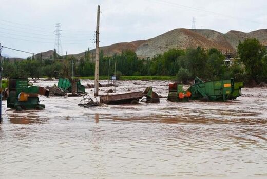 خسارت سیل به قنوات ومحصولات کشاورزی شهرستان زرند