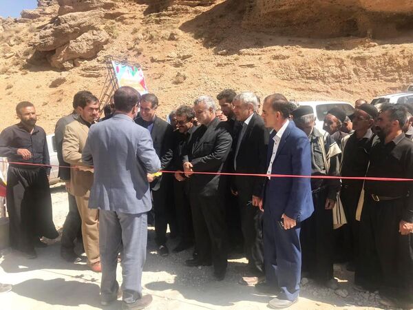 پل ارتباطی رودخانه ماربر در شهرستان کوهرنگ افتتاح شد