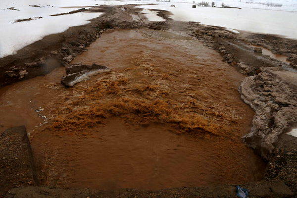 سیلاب، زمین‌های کشاورزی کوهرنگ را تخریب کرد