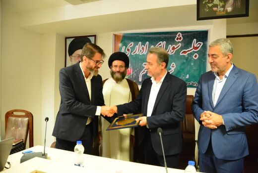 مدیر جهاد کشاورزی ممسنی، فرماندار رستم شد