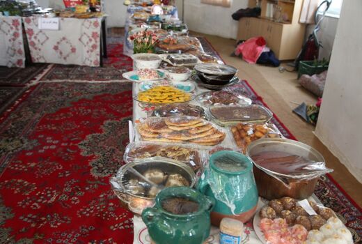 برگزاری جشنواره غذاهای سنتی و توانمندی های زنان روستایی در شهرستان ارومیه 