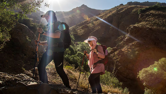 کوه پیمایی تفریح تهرانی ها