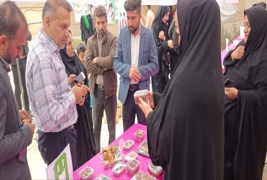 برپایی نمایشگاه مشاغل خانگی زنان روستایی