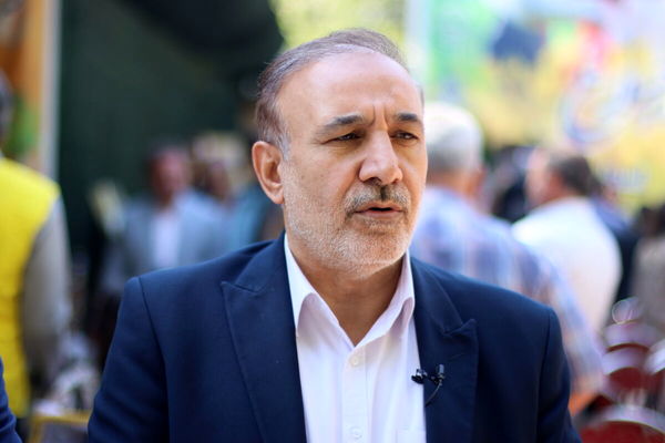 البرز در تولید شیر و تخم ‌مرغ خودکفا و تأمین‌کننده دیگر استان‌ها است