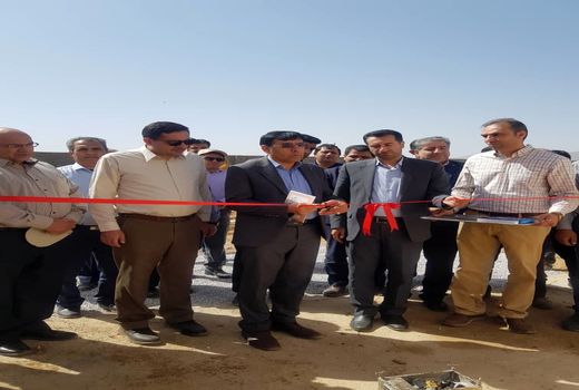  یک واحد گلخانه سبزی و صیفی در اقلید افتتاح شد 