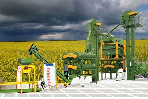 صنایع تبدیلی موجب ارتقاء سطح معیشت کشاورزان شده‌ است/ سهم ۶۰ درصدی از صادرات کشاورزی 