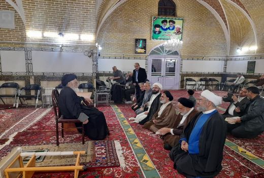 دیدار نماینده ولی فقیه در وزارت جهادکشاورزی با پدر شهید آیت‌الله آل‌هاشم