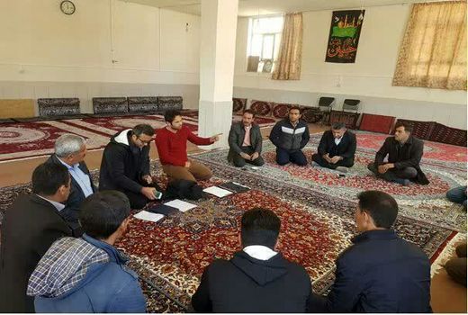 برگزاری دوره آموزشی آشنایی با بیماری‌های ویروسی ماهیان سردابی