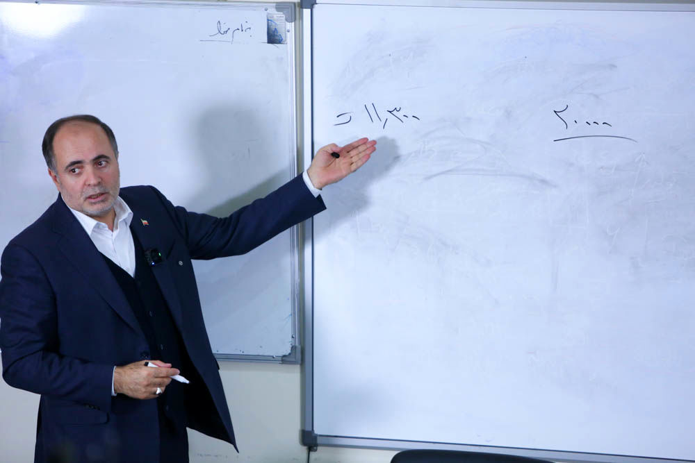  دیدار وزیر جهاد کشاورزی با دانشجویان دانشگاه شهید بهشتی 