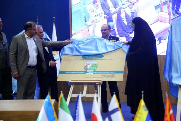 رونمایی از سه طرح ملی و امضای سه تفاهمنامه در نهمین همایش ملی زنان روستایی و عشایری