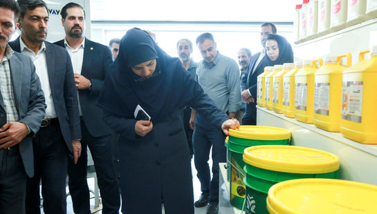  بازدید رئیس سازمان حفظ نباتات از تعاونی عرضه کننده آفت کش های کشاورزی 